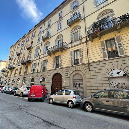 Centrale Appartamento Su Due Livelli "3" Turin Exteriör bild